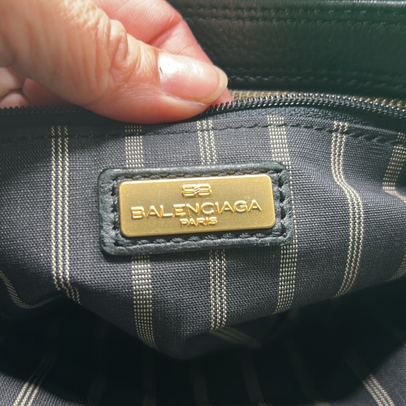 Balenciaga toiletry bag - Picture 8 of 16